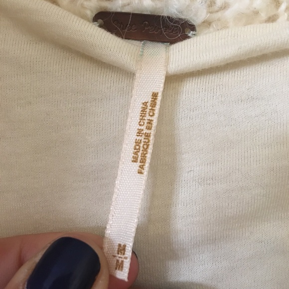 Free People Teddi Bear Fuzzy Toggle Knit Jacket M - Picture 4 of 4